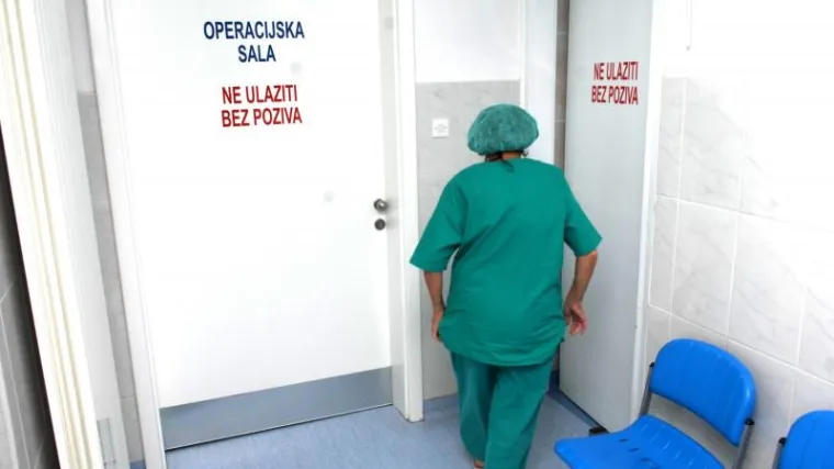 Srčanu manu operirali kroz prepone