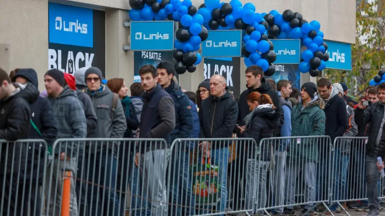 VIDEO: Black Friday ludilo zahvatilo Hrvatsku, a ljudi od ranog jutra pohrlili u trgovine!