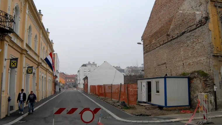 Vojska u Vukovaru obnavlja ru&scaron;evne zgrade, žele stvoriti bolje mjesto za život: 'Tu planiram osnovati obitelj'