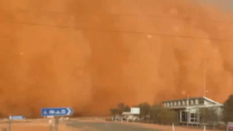 Snijeg, vjetar, pje&scaron;čana oluja i val vrućine haraju istočnim dijelom kontinenta