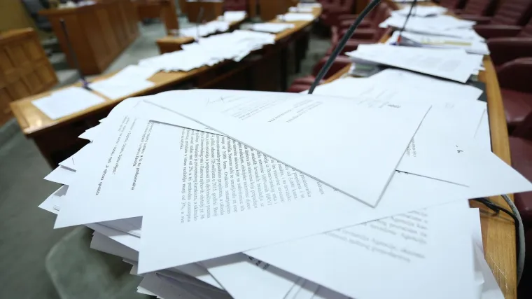 Zakon koji je posvađao vladajuće: 'Ako se ne promijeni, idemo na Ustavni sud, tada sigurno pada'