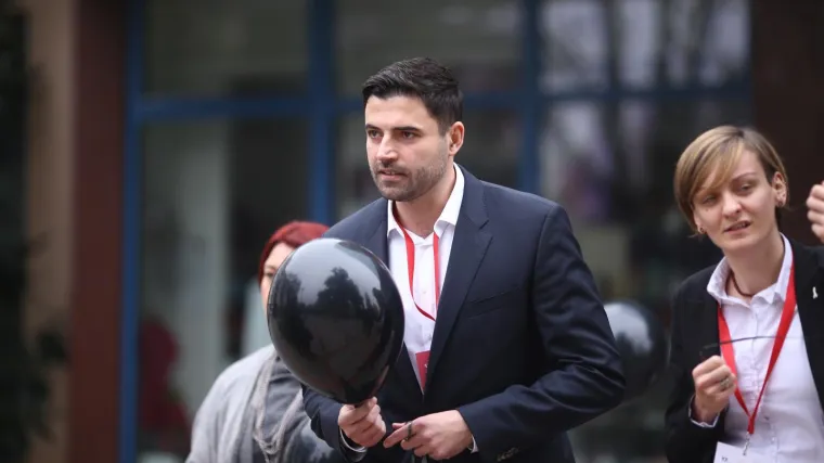 Bernardić: 'Klerikalne i desničarske udruge ne smiju odlučivati u ime žena'