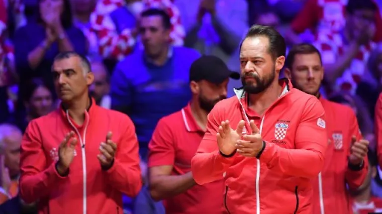 AJMO DEČKI, IDEMO PO TU 'SALATARU'! Sve je u va&scaron;im rukama, ostvarite nam snove