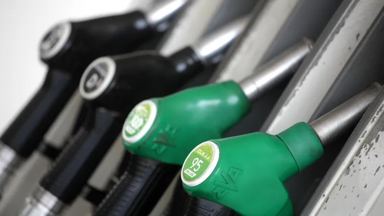 Cijene goriva drastično padaju? Dizel će pojeftiniti vi&scaron;e od benzina