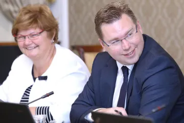 Morat će jako paziti, Vlada ih vrlo lako može nasamariti