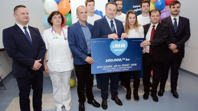 uručila donaciju Općoj bolnici Dr. Ivo Pedi&scaron;ić u Sisku