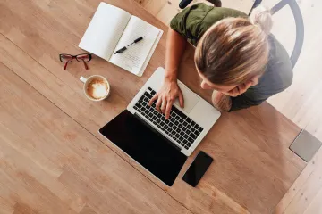 Kako vratiti ekran na laptopu?