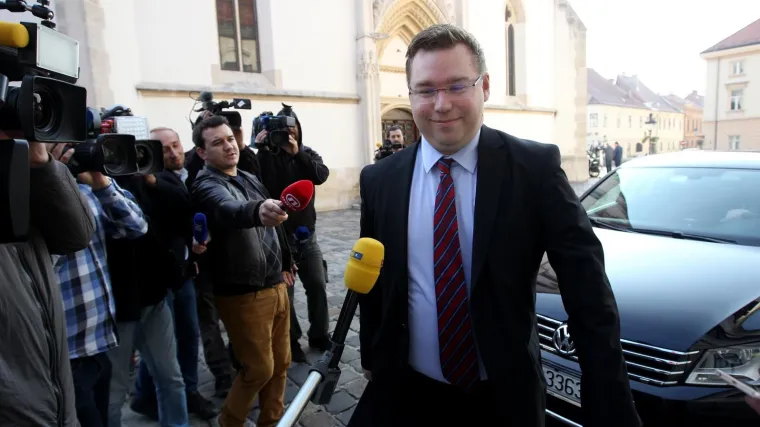 Pavić: 'Novac za povećanje plaća javnim službenicima naći ćemo na u&scaron;tedama'