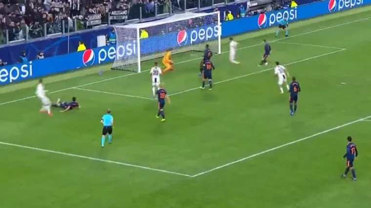 Super Mario opet na listi strijelaca, zabio Valenciji u Ligi prvaka!