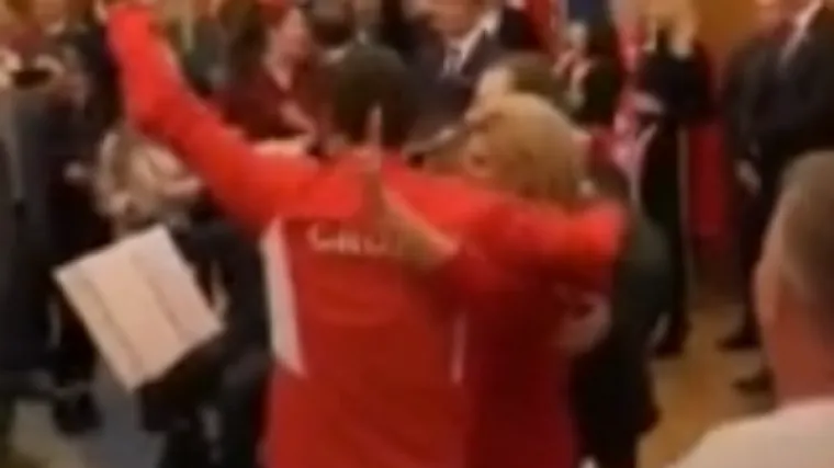 Predsjednica na Pantovčaku razdragano pjevala Thompsona