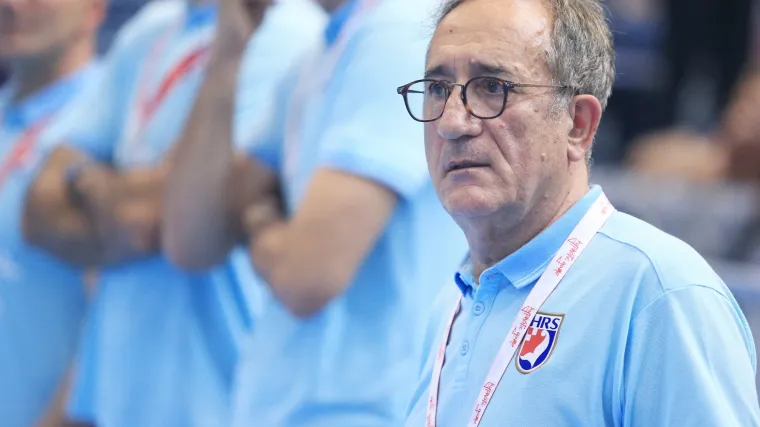 Červar o stra&scaron;noj ozljedi Pavlovića: 'Ovo je tolika tragedija, peh i nepravda za njega'