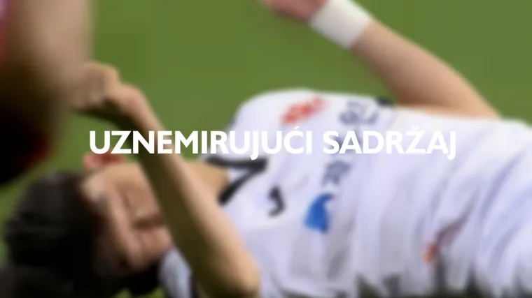 Horor na utakmici: 20-godi&scaron;nji igrač i&scaron;ao na loptu i zavr&scaron;io sa slomljenim vratom