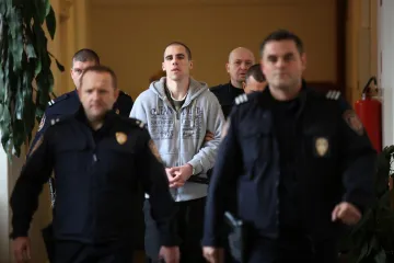 'Glasovi u glavi su mi govorili da ubijem Sotonu'