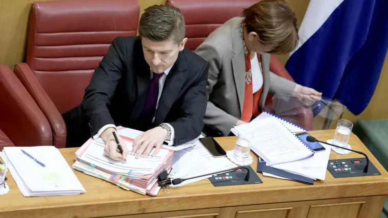 Povjerenstvo donijelo odluku: 'Dalić i Marić su prekr&scaron;ili načela obna&scaron;anja javne dužnosti'