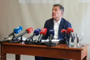 'Aj vi meni popušite, pa ću vam prokomentirat'