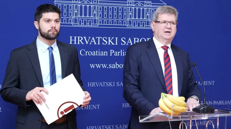 'Proračun se temelji na političkoj trgovini, sve me podsjeća na ono Sanaderovo 'Mi smo u banani'