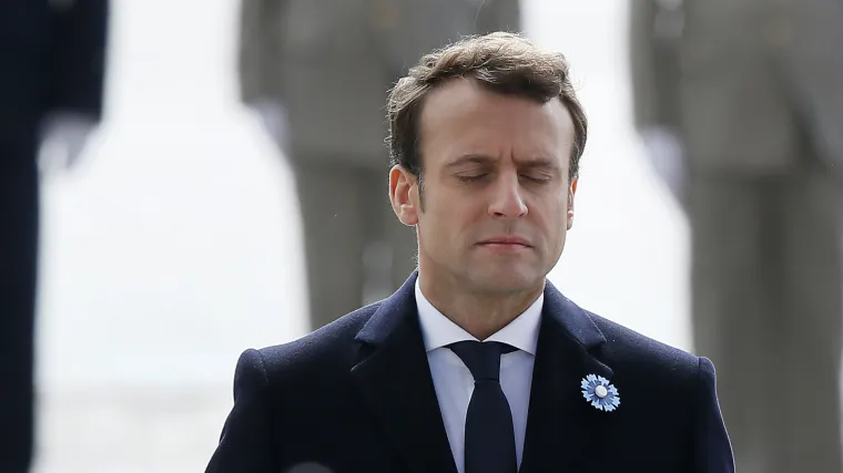 Macron pokleknuo! Povećanje poreza na gorivo ipak će malo pričekati