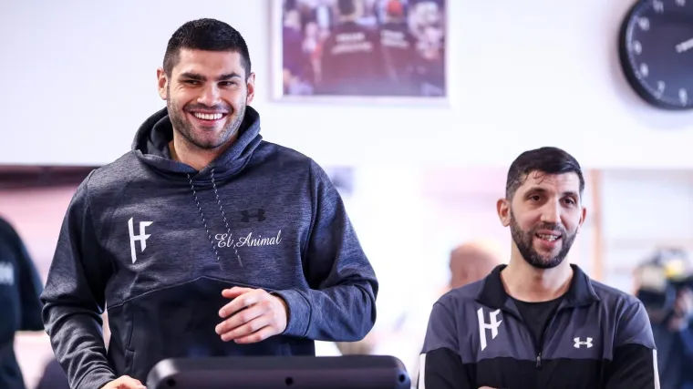 Perea se nije pojavio na presici, Hrgović mu donio fritule i poručio da će meč brzo zavr&scaron;iti