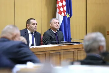 Oporba tvrdi da je pozicija glavnog državnog inspektora namijenjena čelnom čovjeku zagrebačkog HDZ-a