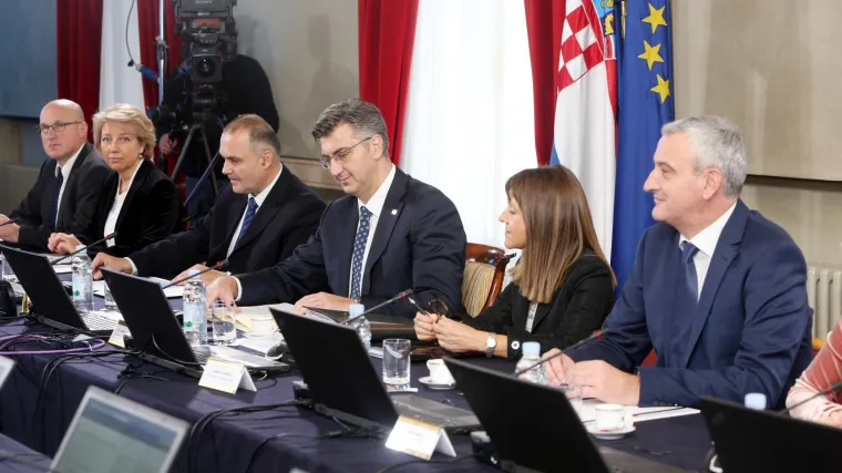 Plenković: 'Za projekte u Karlovcu i Karlovačkoj županiji Vlada osigurala 2,58 milijardi kuna'