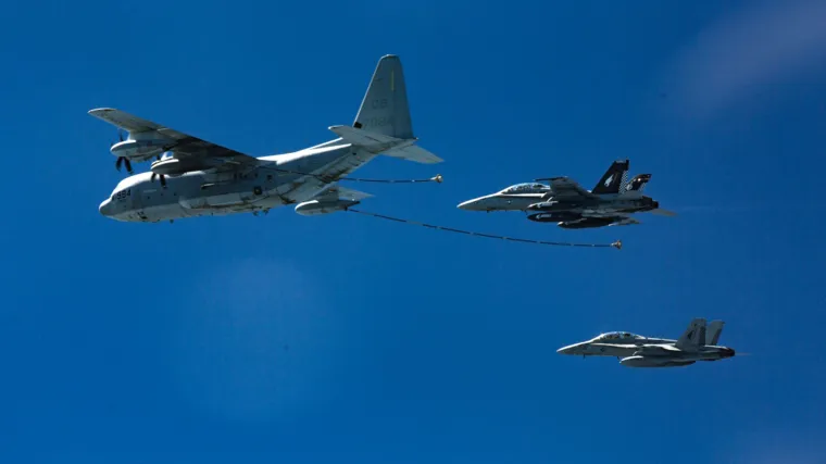 Sudarila se dva aviona tijekom vojne vježbe: Traga se za &scaron;est nestalih marinaca