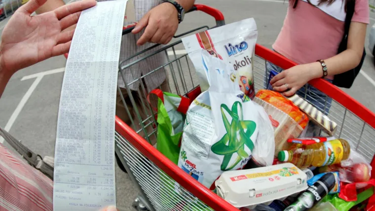 Evo koje su namirnice najvi&scaron;e pojeftinile, tek je jedna poskupjela