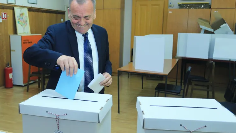 Na osječkim izborima za mjesnu samoupravu najvi&scaron;e glasova HDZ-u