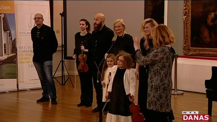 Prvi koncert gluhih violinista: Nekim je učenicima trebalo manje od dva tjedna da nauče svirati