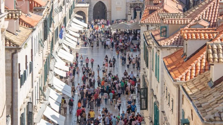 Dubrovčani &scaron;okirani 'milijunskom' odlukom: 'Neka lijepo traže od&scaron;tetu od onih koji su nas napadali'