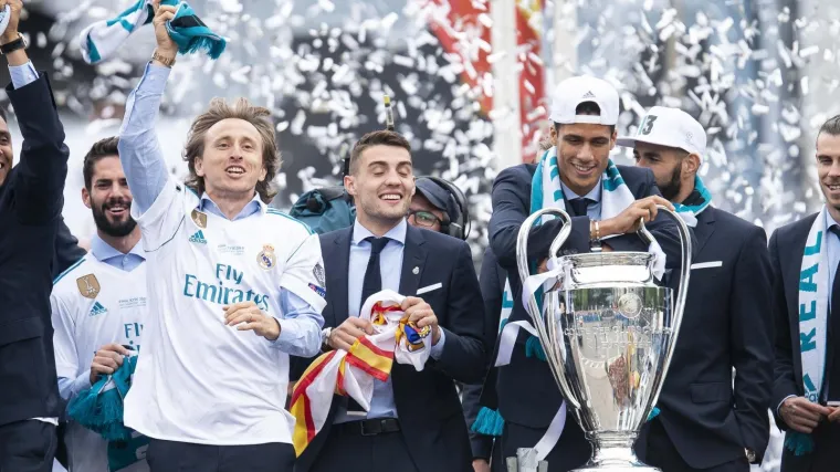 Varane jo&scaron; u Rusiji kazao Modriću: 'Osvojit će&scaron; Zlatnu loptu iako nisi osvojio Svjetsko prvenstvo'