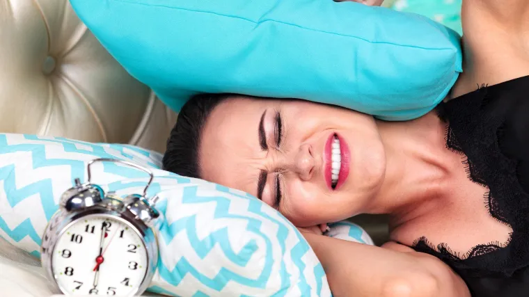 Manjak sna utječe na raspoloženje: evo koje namirnice izbjegavati, ako se želite dobro naspavati