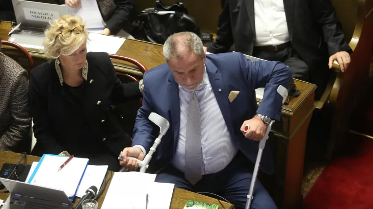 Bandić nagovarao liječnike da ga puste: Potpisao da iz bolnice izlazi na vlastitu odgovornost