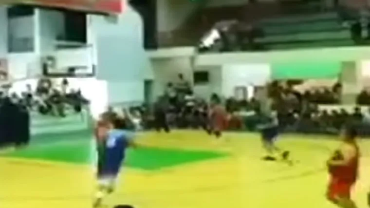 Pogodio je 46 trica na utakmici, a to uopće nije ono najluđe iz tog susreta!