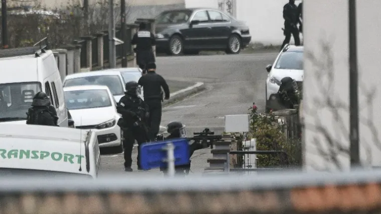 Policija upala u četvrt u Strasbourgu gdje se izgubio svaki trag napadaču