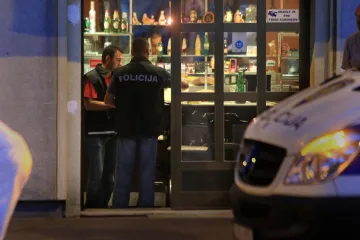 'Jedan od njih je zgrabio curu za glavu i bacio je na pločnik'