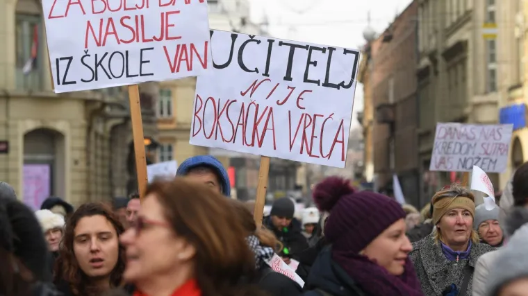 Učitelji protiv nasilja u &scaron;kolama: 'Roditelj je zbog zaključene ocjene htio doći k meni kući'