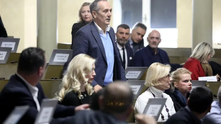 Ima li Bandić kvorum? Oporba traži da dođe 26 vladajućih: 'Ne dolaze na posao, a dobivaju naknadu'