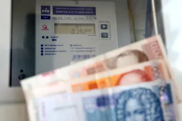 Od 1. siječnja pojeftinjuje struja za poduzetnike, ali i neke građane