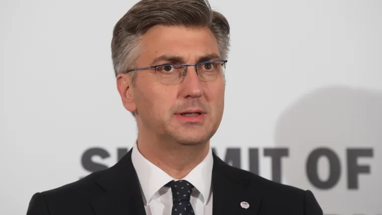 'Bitno nam je da participirate u izborima'