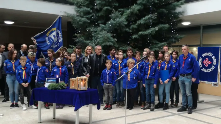 Milan Bandić vratio se na posao: I dana&scaron;nji raspored mu je po običaju rasko&scaron;an