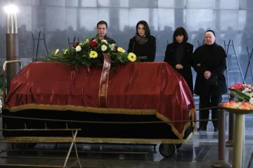 Stotine ljudi pozdravile Milana Sijerkovića pjesmom 'Tamo da putujem'