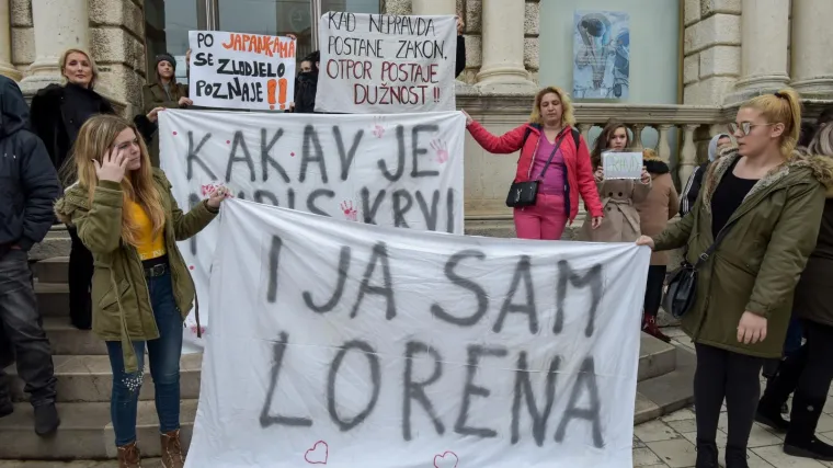 Stotine Zadrana na ulicama zbog pu&scaron;tanja 'Daruvarca' na slobodu: 'Tražimo da mu se sudi za poku&scaron;aj ubojstva'