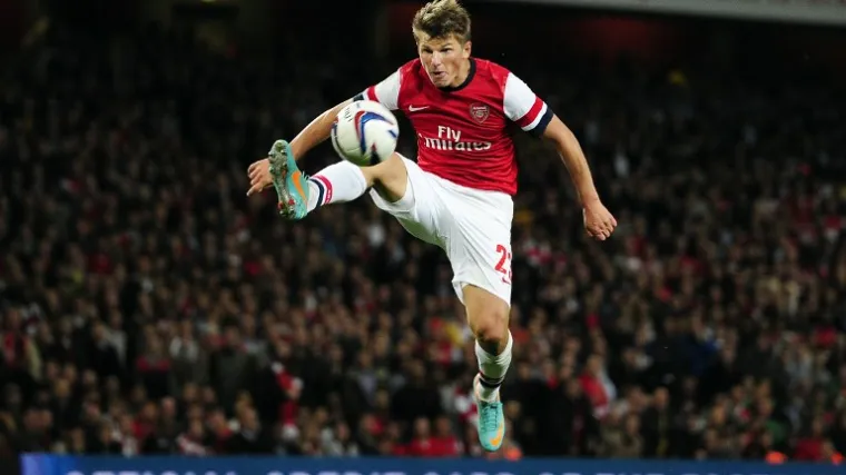 Ruski igrač mrtav pijan iza&scaron;ao iz striptiz kluba i skočio na konja