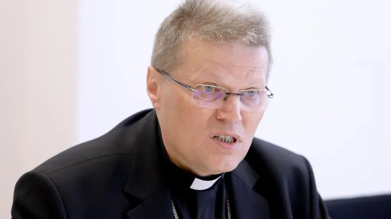 'Mogu razumjeti nasilje nad homoseksualcima': Nadbiskupu Hraniću kaznena prijava!