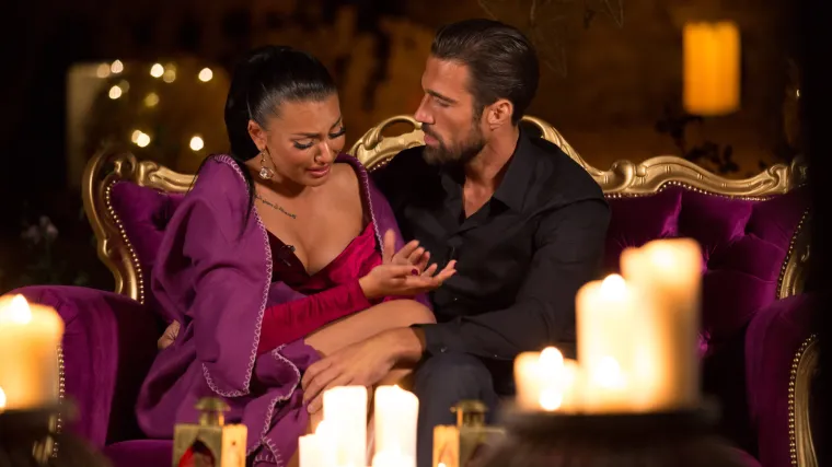 'Ja nju ne razumijem. Kako može&scaron; biti s ljigom koja je sve zbarila? Sad skuplja&scaron; rasuti očaj'