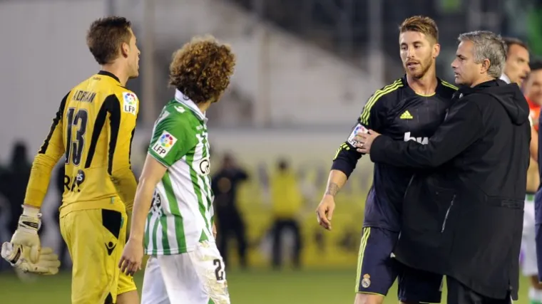 'Zar je moguće da sada pričate o tome?'