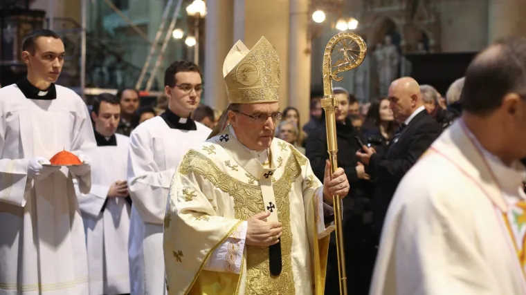 'Radost Božića nije samo za privilegirane i moćne već je upućena svima'