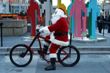 'Maltretirali su me zato što sam bio različit, a onda me spasila jedna rečenica moje majke. Danas i ja slavim Božić'