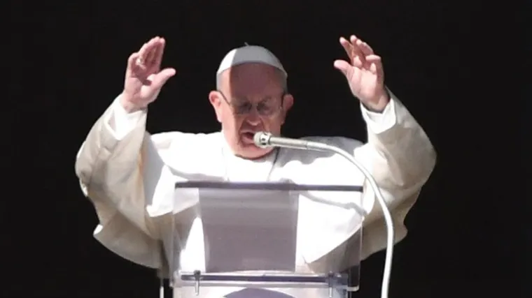 'Politika nije rezervirana samo za one koji vladaju'