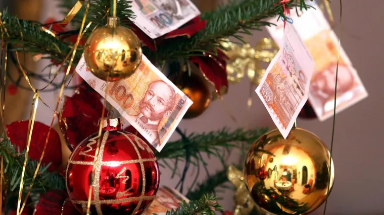 Mnogi su dobili izda&scaron;nije božićnice: 'Nedavno sam se udala pa ću novac potro&scaron;iti na bračno putovanje'
